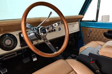 Ford Bronco 1974 Ocean Blue with Tan Soft Top Driver Seat