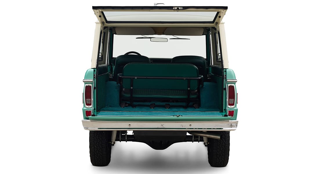 Restored Ford Bronco 1977 Light Jade 302 v8 with Wimbledon White Hard Top