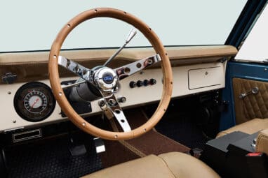 Classic Ford Broncos Teak steering wheel