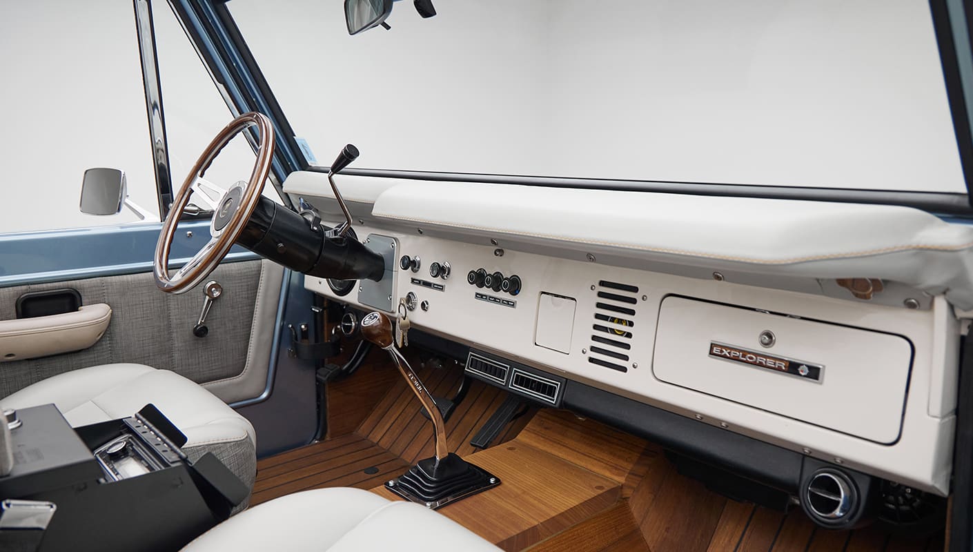1973 brittany blue 302 series with gray leather dash