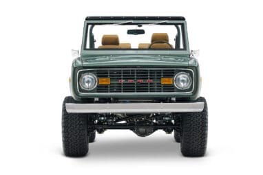 1973 classic ford bronco in highland green front