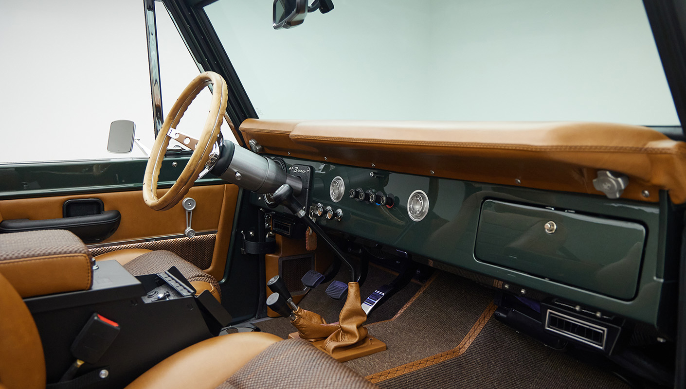 1973 classic ford bronco in highland green passenger interior