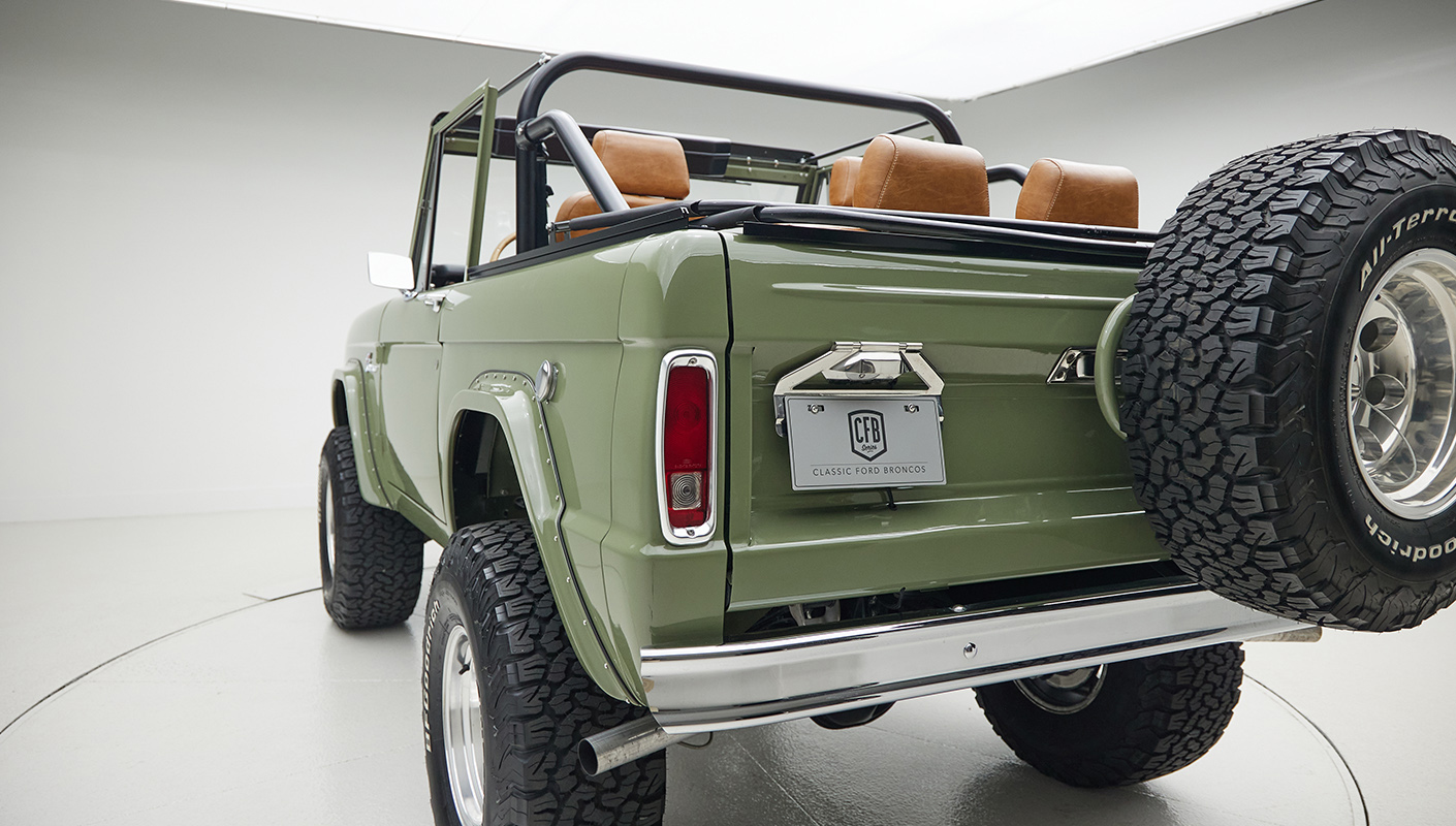 1976 classic ford bronco in boxwood green with ball glove leather plate